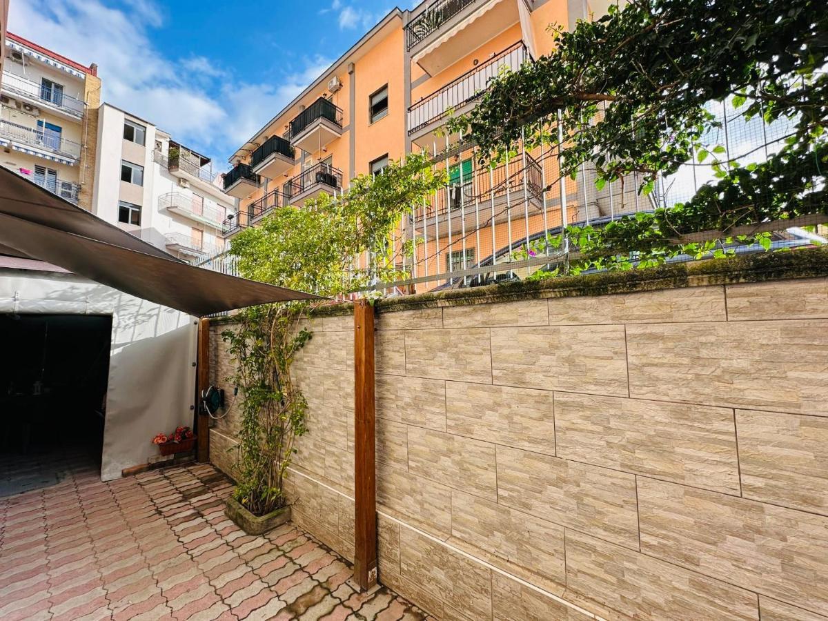 Ferdirisa Vesuvio Home&Garden Сан Джорджо а Кремано Екстериор снимка